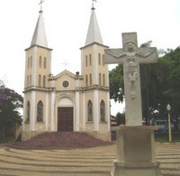 hoteis-em-avare-sp-cristo-em-ascensao