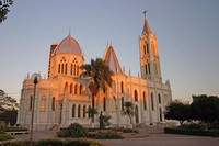 hoteis-em-bom-despacho-mg-catedral