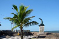 hoteis-em-matinhos-pr-monumento-surfista