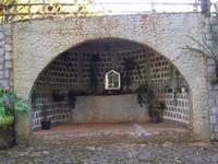 hoteis-em-roncador-pr-gruta-no-parque